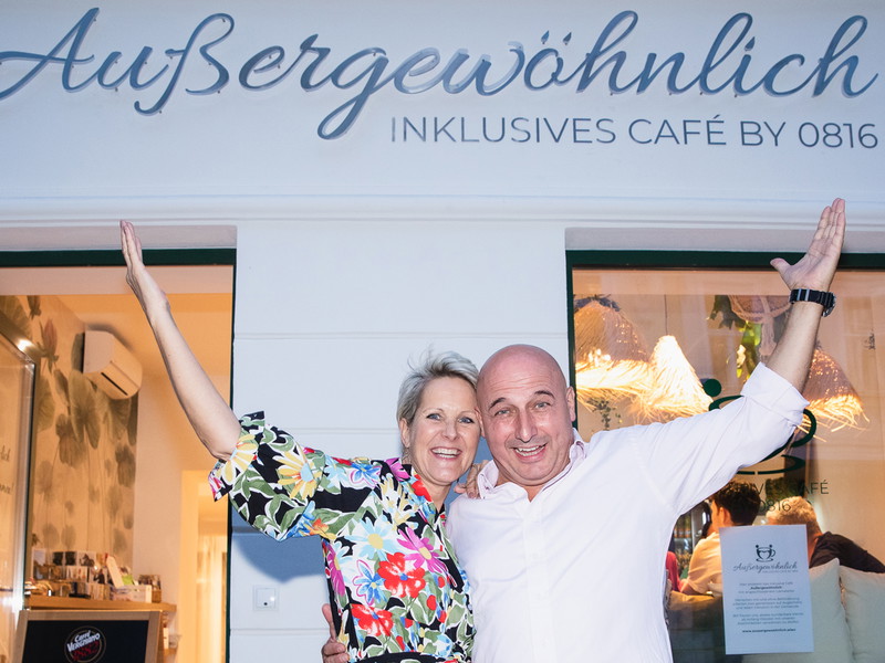 Kabarettist Christoph Fälbl erfüllt sich den Traum vom Kaffeehaus.