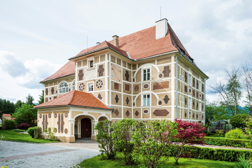 Familie Stöhr kümmert sich um den Erhalt von Schloss Farrach und setzt auf gehobene regionale Küche.