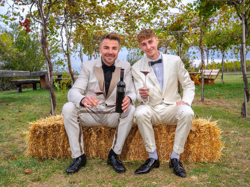 Auch  Sohn Leo Hillinger Junior, genannt  »Jack«,  ist bereits ins Familien-Business eingestiegen.