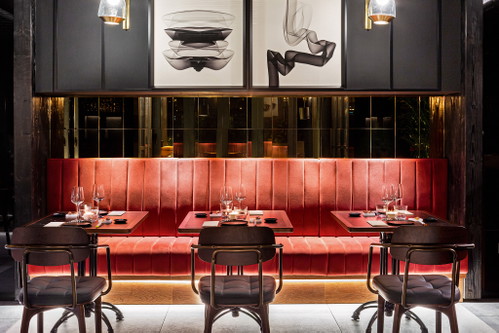 Sowohl in Japan, wo Atxa ein Restaurant betreibt, als auch im Baskenland ist der Tisch von zentraler Bedeutung.