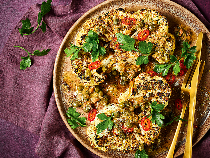 Gegrillter Karfiol mit Za’atar und Sardellenbutter