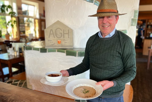 Schwammerlsuppe mit Heidensterz im Alpengasthof: kulinarische Belohnung jeder Schöckltour des Landeshauptmanns.