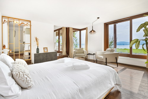 Studio mit Panoramablick, Vallamand.