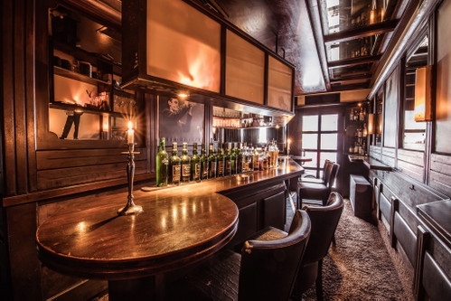 Schwarz Weiß Bar