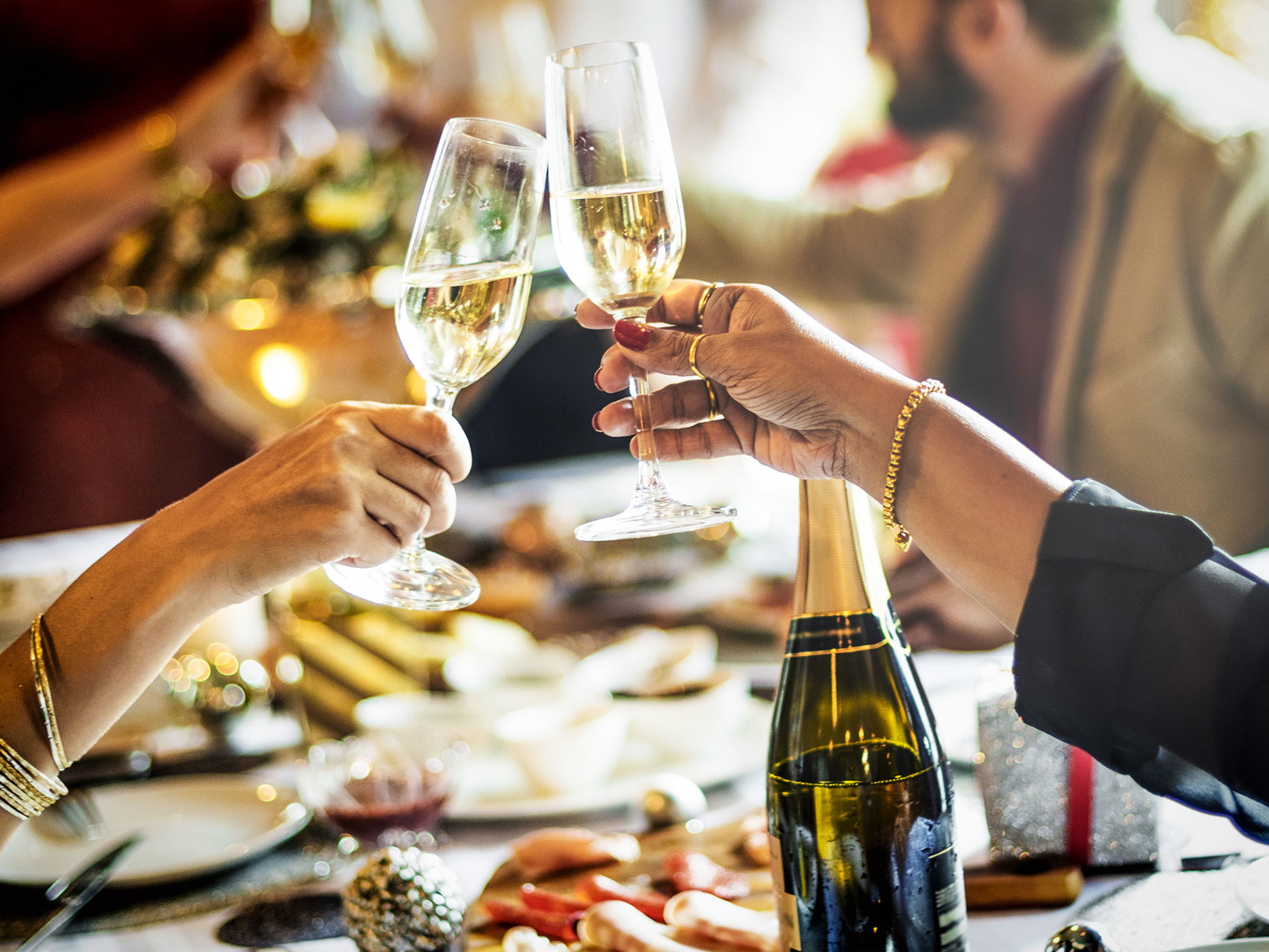 Die »Mövenpick Wein-Bar« in Zürich ist ein Hotspot für Schaumwein-Fans. Neben Champagner und Prosecco fließt hier auch regelmäßig Crémant in die Gläser.