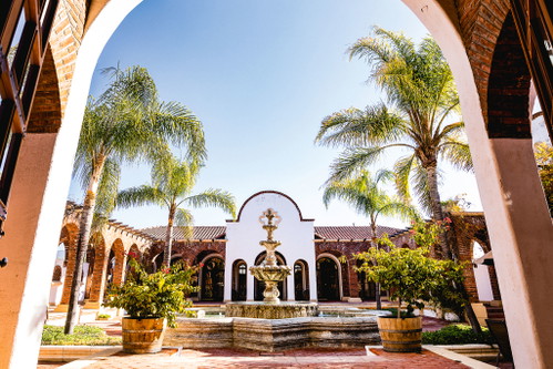 Adobe Guadalupe in Ensenada in Baja California lädt mit Boutique, Restaurant und Weingut zum Genussurlaub ein.