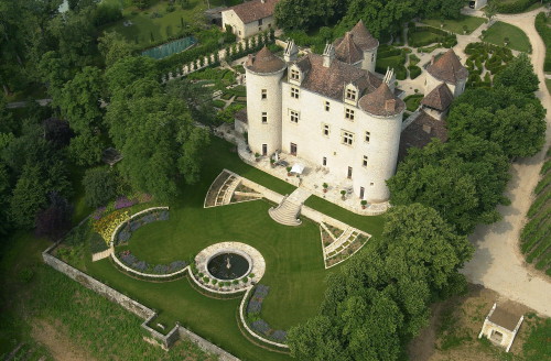 Château Lagrézette is a driving force behind the Malbec renaissance in Cahors, a small, charming wine-growing region in south-west France. 