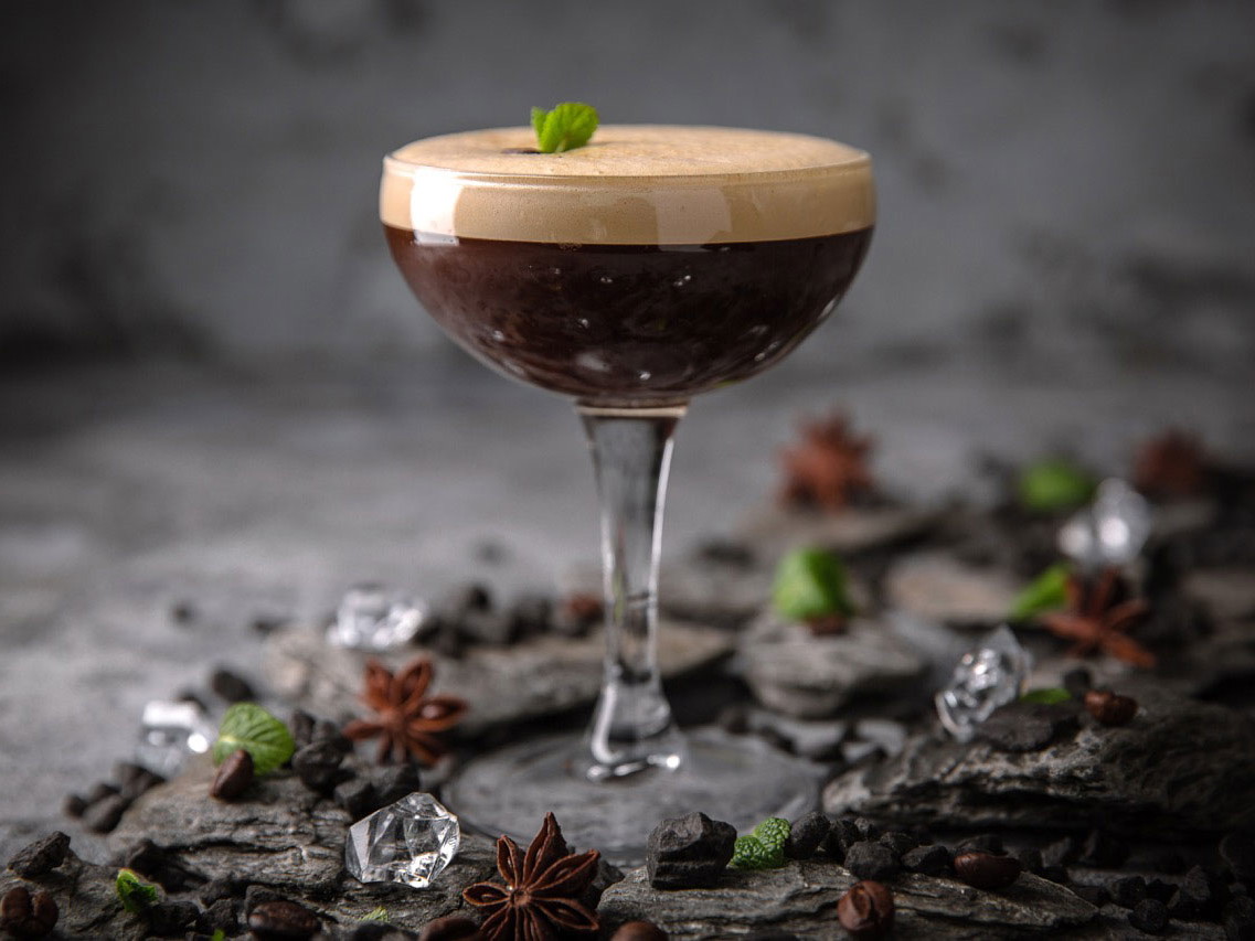 Falstaff hat sich auf die Suche nach den kreativsten und köstlichsten Kaffee-Cocktail-Rezepten gemacht.
