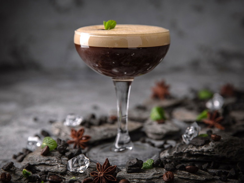 Falstaff hat sich auf die Suche nach den kreativsten und köstlichsten Kaffee-Cocktail-Rezepten gemacht.