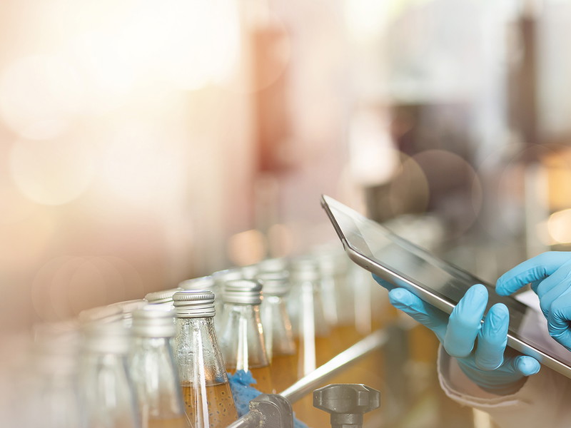 Emulgatoren spielen bei industriell gefertigten Nahrungsmitteln eine wichtige Rolle