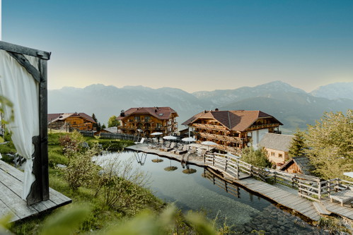 Zwölf Saunen und sechs Wasserwelten für ein ganzheitliches Mountain-Wellness-Konzept: Das »Naturhotel Höflehner« punktet mit alpiner Natürlichkeit.