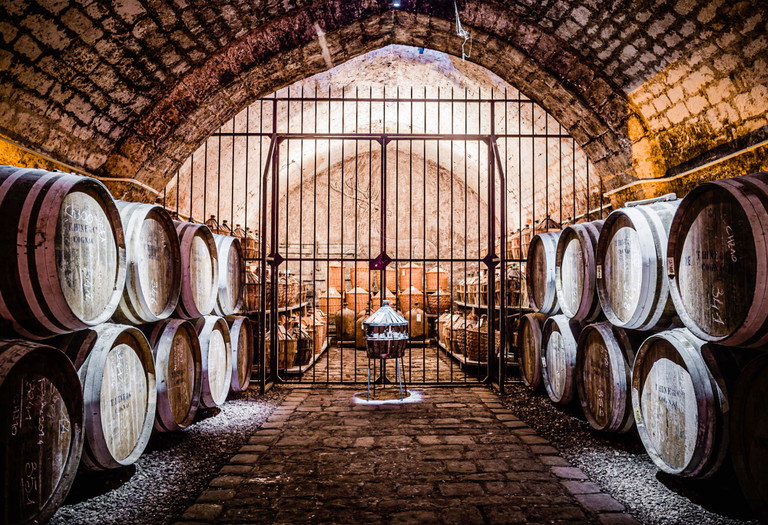 Hine Cognac gibt
es seit mehr als 
250 Jahren. Damit ist 
Hine eines der ältesten und traditionsreichsten Cognac-Häuser in Frankreich.