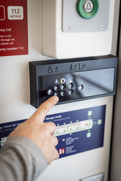Neueste Technik mit unterschiedlich einstellbaren Farben am Touch-Display.