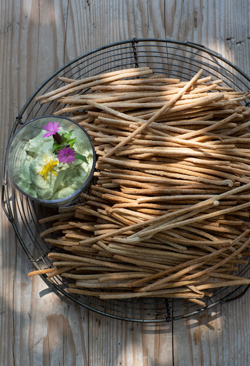 Rudis Brotstangerl »MIkado« mit Steinkleetopfen.