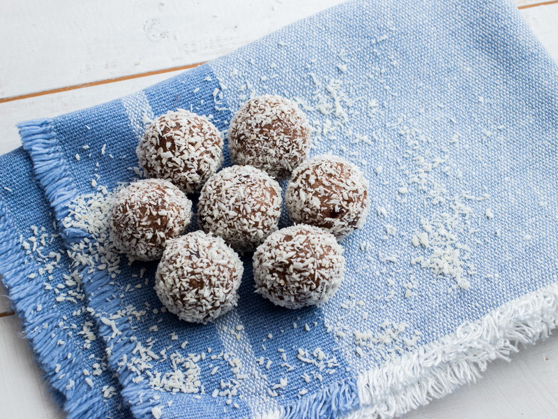 Low Carb Schoko-Nuss »Schneebälle«.