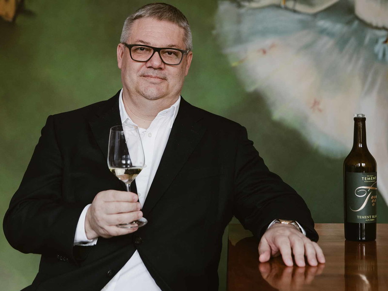 Weinhändler Philipp Schwannder.