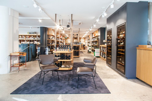 Das St. Galler Unternehmen Martel betreibt beim Bellevue in Zürich eine stylische Filiale.