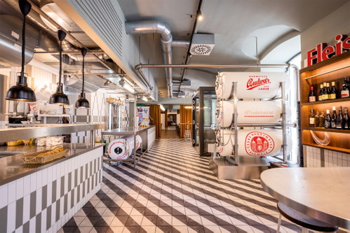 Der »Praterwirt« schenkt Ungewöhnliches aus: unpasteurisiertes Tankbier von Budweiser – das ist einzigartig in der österreichischen Gastrolandschaft.