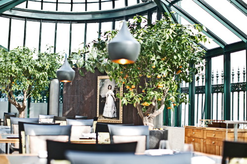 Auf eine moderne stylishe Atmosphäre, gepaart mit hervorragender Küche, setzt man im »Chez Bernard« und im »Clementine im Glashaus« – ideal für Gäste, die das Besondere lieben.
