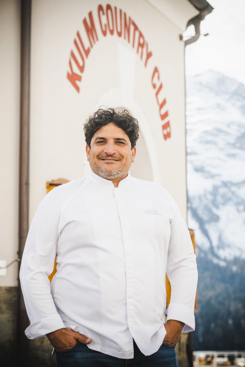 Mauro Colagreco vor dem «Kulm Country Club». 