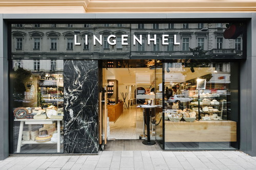 »Lingenhel« hat mit der hauseigenen Käserei ein Stück Lebensmittelhandwerk in die Stadt geholt. 