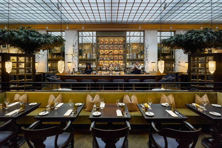 Zuerst nimmt einen das Ambiente im 
»The Bank Brasserie &amp; Bar« gefangen, dann die großartige Küche.