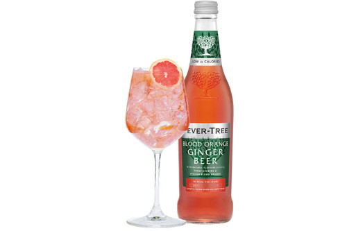 Der Blood Orange Mule-Cocktail.