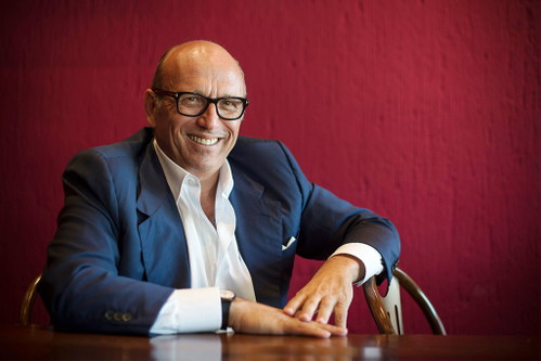 Beim Weingut Ca’ del Bosco steht Schaumwein ganz hoch im Kurs. Maurizio Zanella gilt als Perfektionist und Virtuose in der Wein- und Schaumweinszene. 