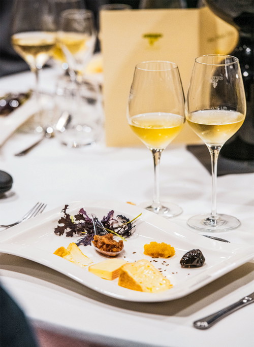 Die Vielfalt der Geschmacksprofile, ob als erfrischender Aperitif oder als Speisenbegleiter, bietet Genuss für alle. Und das auch noch zum erschwinglichen Preis.