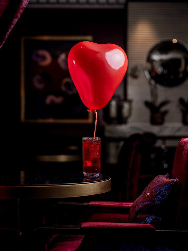 Der von Banksy inspirierte Drink »Above the Clouds«