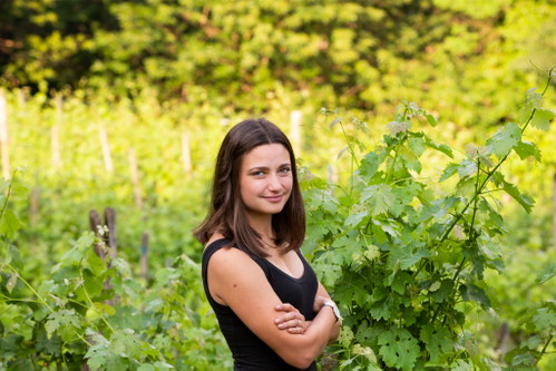 Madlaina Erni vom Weingut Viticoltura Rohner Erni in San Vittore, Tessin.