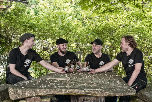 In Oberösterreich kommt man beim Bier zusammen – mitunter starten so sogar Brauereien: Die Beer Buddies tragen die Vorgeschichte im Namen.