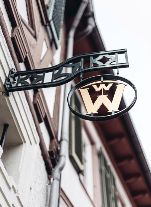 Die Weingüter Wegeler sind am Rheingau und an der Mosel aktiv.