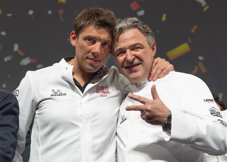 Fabien Ferré (links im Bild) und Jérôme Banctel erhielten mit ihren Restaurants zum ersten Mal jeweils drei Sterne.