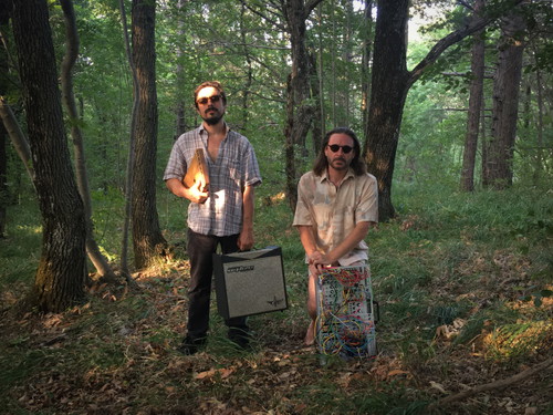 Das Künstler-Duo Keope und Kalabrese.
