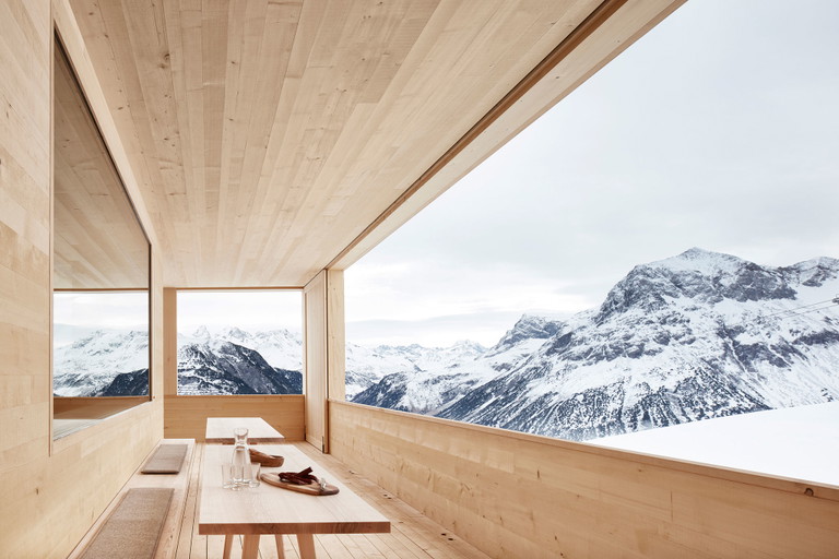 »Der Wolf« in Lech.