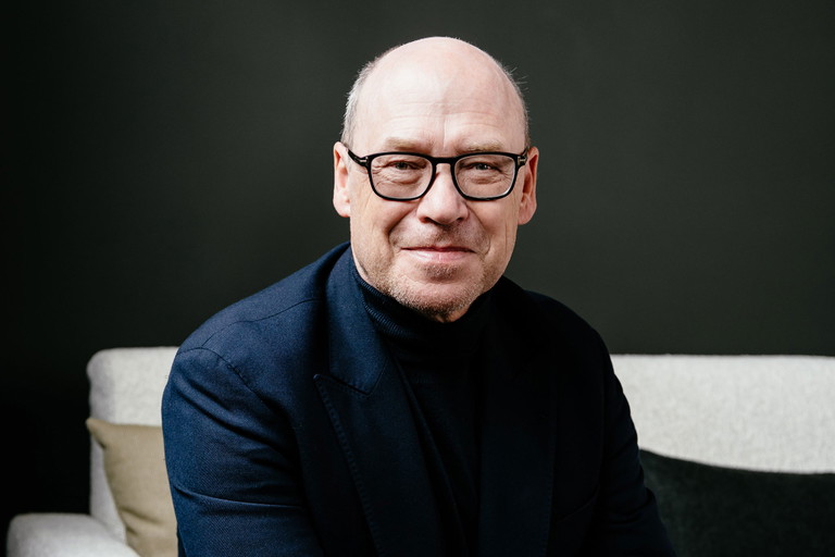 Dr. Christian Harisch.
