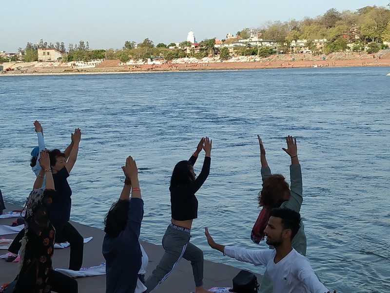 Yoga-Klassen in Rishikesh, Indien