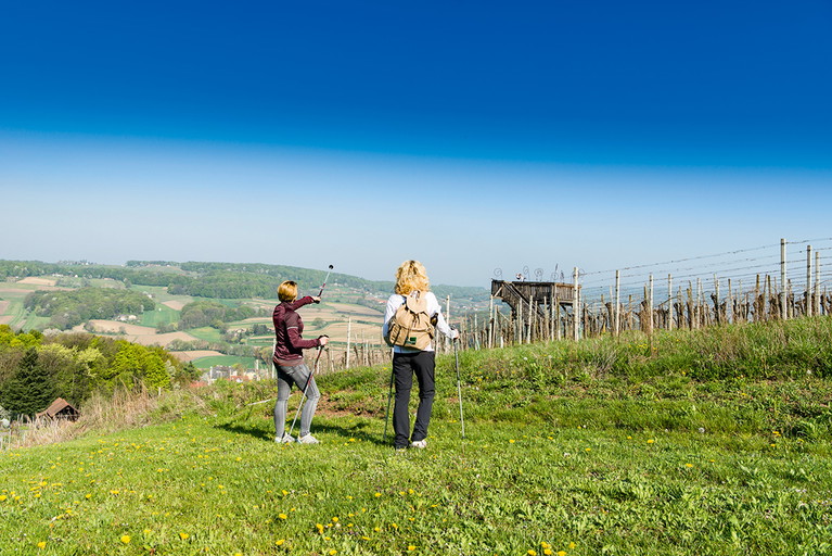 Lebendige Traditionen, intakte Kulturlandschaften und eine Fülle abwechslungsreicher Wanderwege bestimmen die Region.
