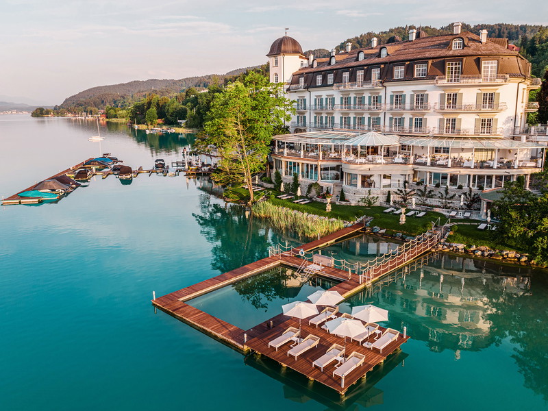 A diva. This unique hotel right on the shores of the lake has a heated lakeside pool for all seasons and a private marina.