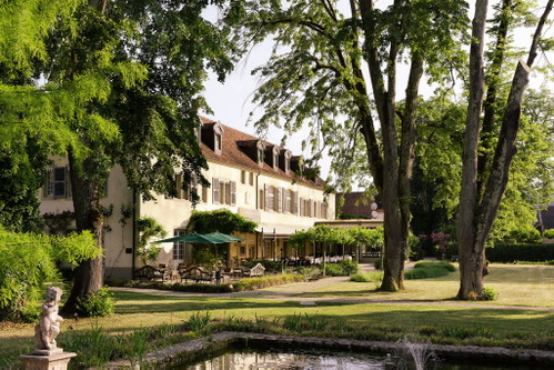 Ein Paradies: Das Relais &amp; Château »Château de Germigney« im Dörfchen Port-Lesney. 