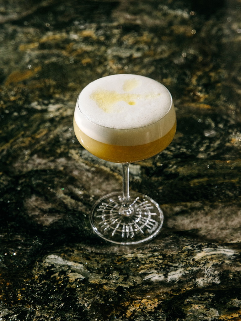 Der Drink »Ngo Fish« passt bestens zu Petersilienwurzel mit Cashew