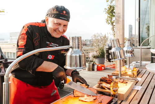 Grillweltmeister Adi Matzek.