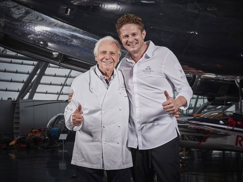  Eckart Witzigmann gemeinsam mit Executive Chef Martin Klein.