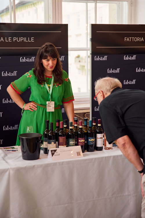 Impressionen aus der Falstaff Lounge bei der VieVinum 2024 © SmatthiasC / Matthias Schmitt