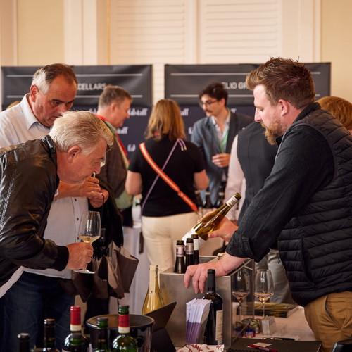 Impressionen aus der Falstaff Lounge bei der VieVinum 2024 © SmatthiasC / Matthias Schmitt