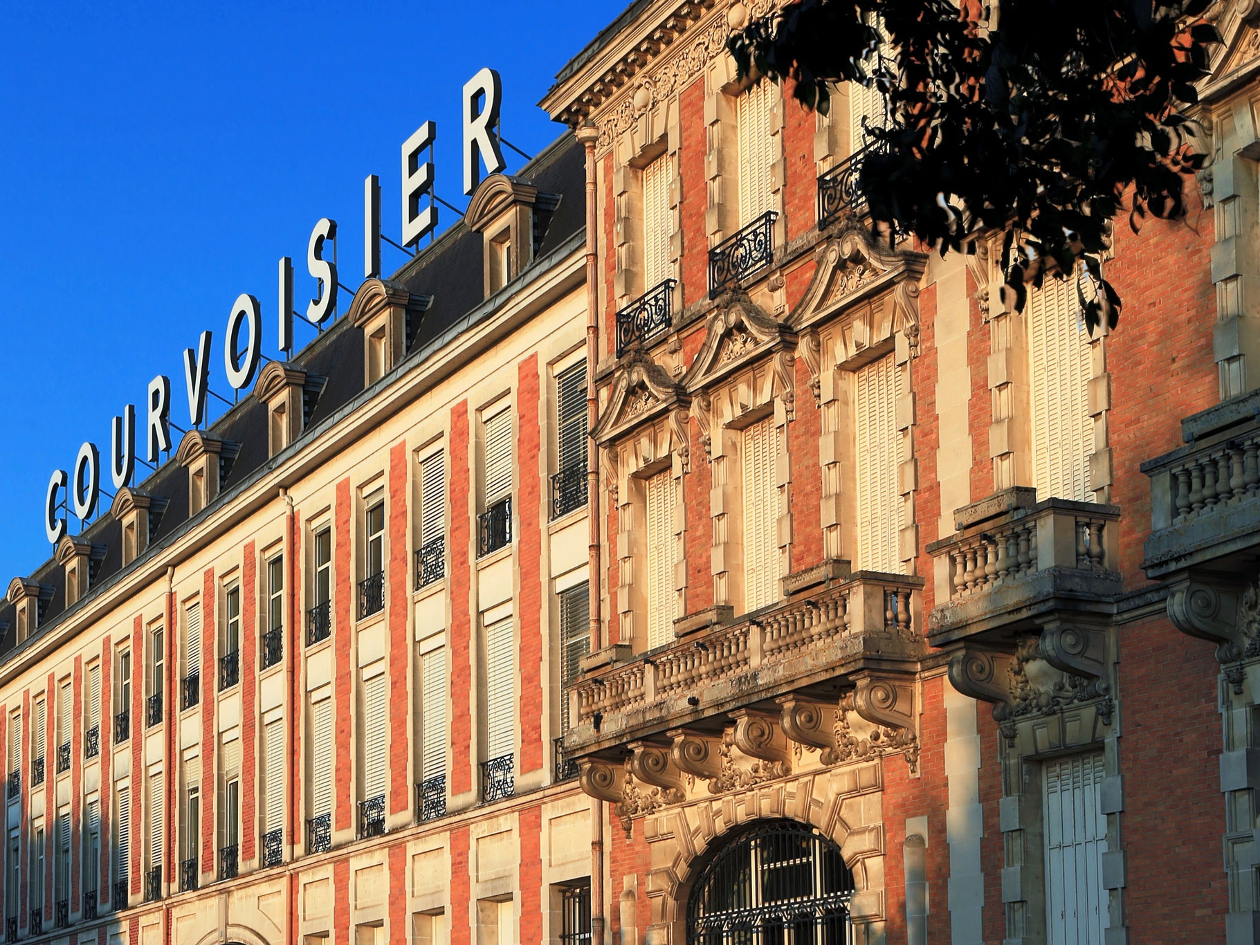 »Campari« übernimmt »Courvoisier«