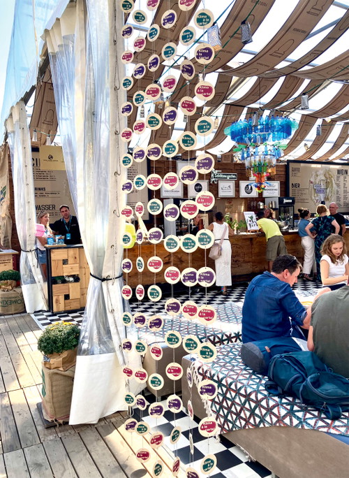 Bei Food Zurich werden klimafreundliche Gerichte mit dem Klima-à-la-carte-Sticker versehen.