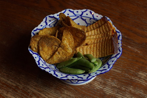  Lang Thai Apéroplättli: Thai Chips &amp; Signature Fleischkäse. 