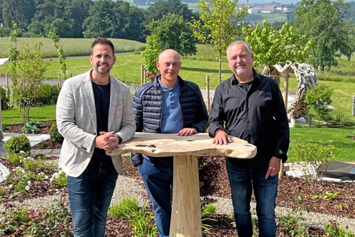 »Hausherr« und Spirituosen-Produzent Peter Affenzeller, Gartengestaltungsexperte Thomas Kranz, Chef von Gartenbau Stolzlederer, »Wohnkult im Turm«-Chef Willi Aichberger.